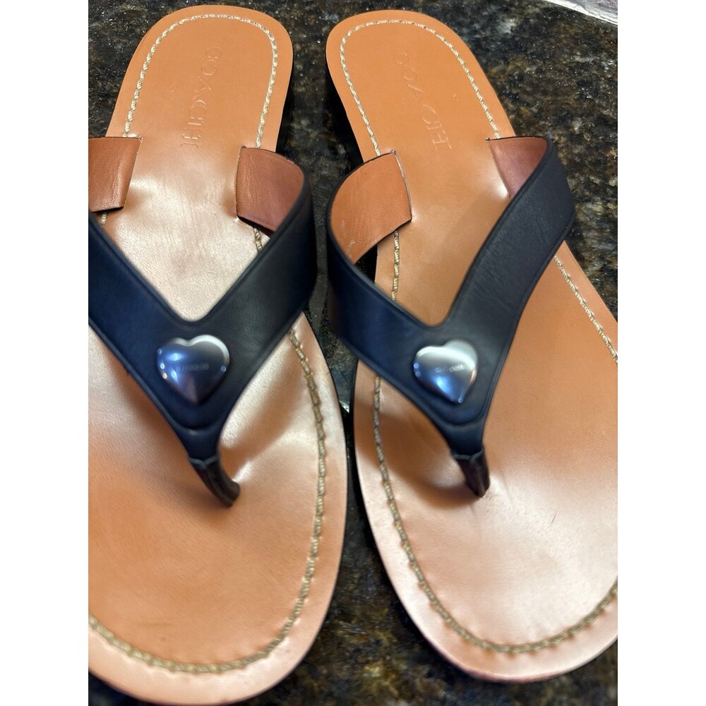 Coach Ellis Thong Sandals Black Size 6 EUC - Picture 3 of 5